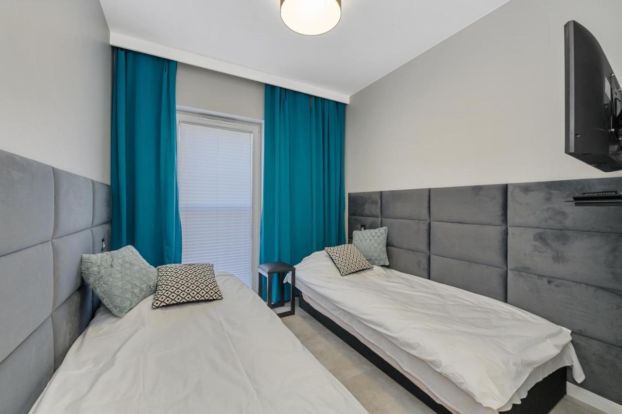 Gate Of City Centre Apartment By Pinpoint Lódź Exterior foto